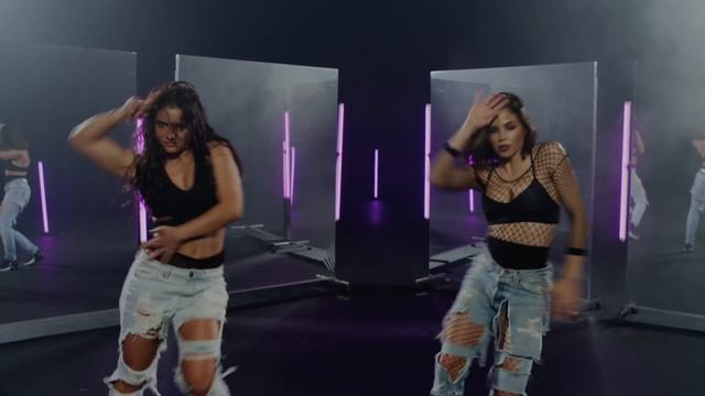 TAKI TAKI - DJ SNAKE & CARDI B Dance | Choreography By Kyle Hanagami | Jenna Dewan & Jade Chynoweth