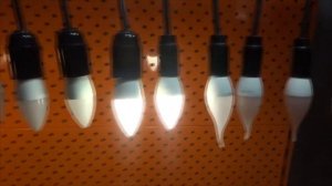 Как светят лампы и светильники цветовой температурой в 2700К, 4000К, 6500К. Видео со стенда