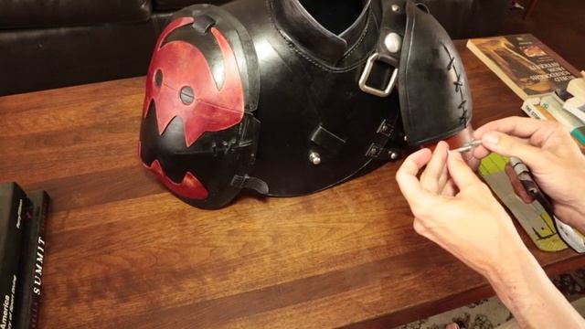 How To Train Your Dragon 2 Costume: Upper Armor Part 2 смотреть онлайн