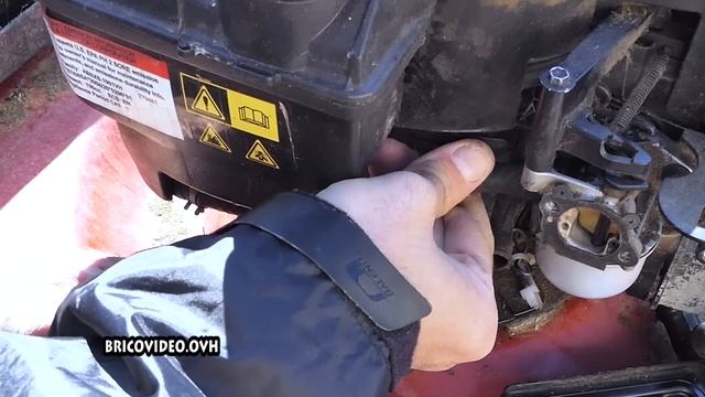 Tondeuse En Panne, Entretien Du Carburateur + Vidange D'huile + Changement Essence