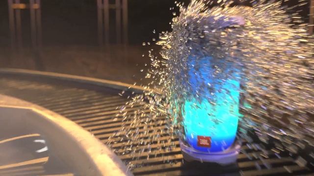 JBL PULSE 4 ใหม่! ลำโพงบลูทูธแบบพกพา มีไฟ LED เรืองแสงได้ทุกที่ смотреть онлайн