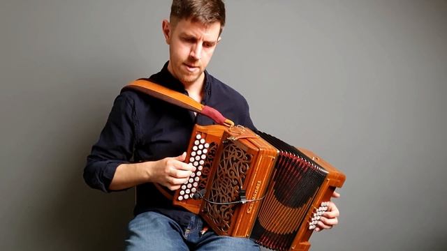 Le p'tit Bubu / Scottish des Oiselets - accordéon diatonique, melodeon смотреть онлайн