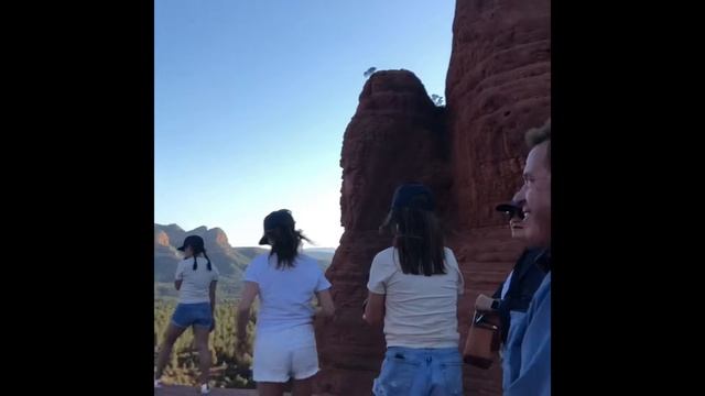 Sedona 2018 смотреть онлайн