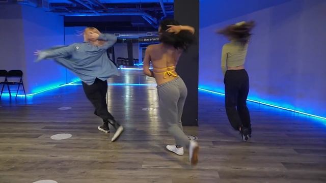 "Outrageous" Britney Spears/Choreography by Tricia Miranda смотреть онлайн