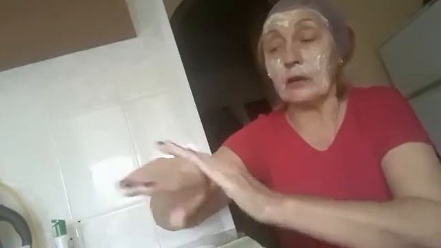 Питательная, омолаживающая маска-скраб для лица и рук. От пигментации. смотреть онлайн