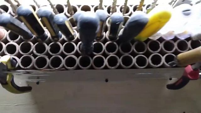 Самоделка в гараж за час, для отверок, сверел и другого инструмента. смотреть онлайн