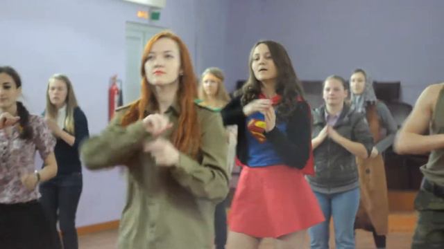 Флеш моб [UNCUT] смотреть онлайн