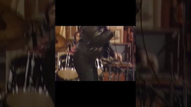 Bob Saget singing The Who смотреть онлайн
