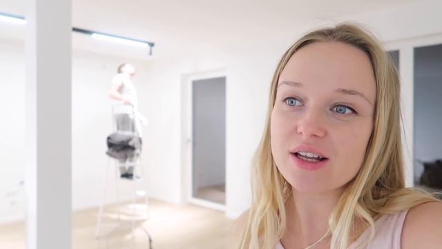 КУХНЮ НЕ ПРИВЕЗЛИ, ПОВЕСИЛИ ЛАМПЫ, НО... смотреть онлайн