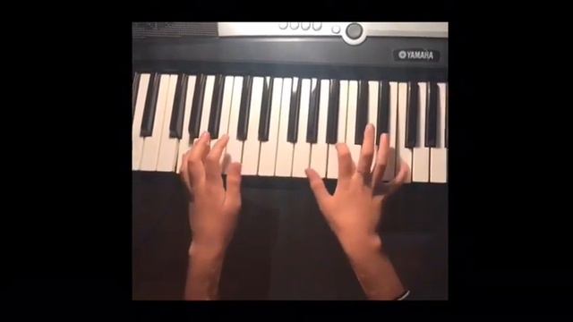 Playing “Prelude“ from J.S.Bach on piano for the first time on youtube смотреть онлайн