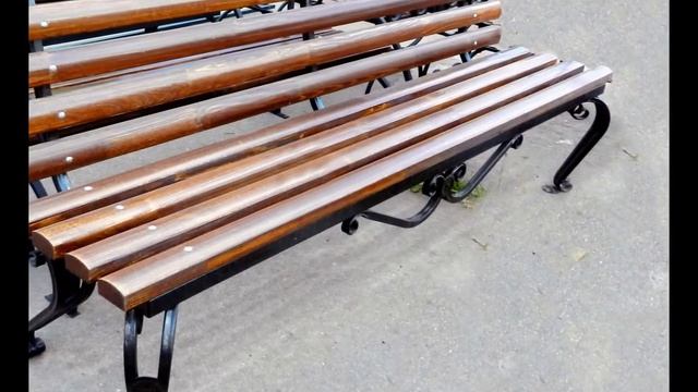 Кованые скамейки и столы. Россошь. ОКНА-КРОВЛЯ.РФ. 8-47396-37-455 смотреть онлайн