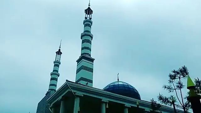 Красивое чтение Корана! Баубек кари