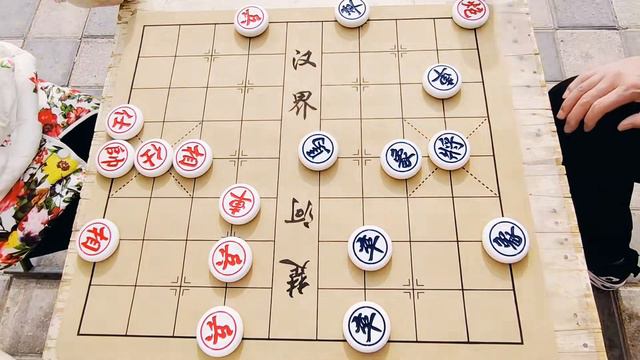 仙人指路对卒底炮，一招天外飞仙，让大爷捉襟见肘，举步维艰 смотреть онлайн