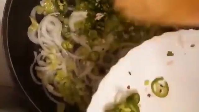 Осьминог по корейски в томатном соусе? смотреть онлайн