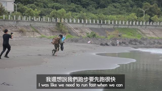 🇫🇷法國人vs.🇬🇲甘比亞人！哪一國才能扛得住台灣蛙人訓練？！ft.@Tw-Universe FRENCH PEOPLE TRY OUT TAIWANESE FROGMEN TRAINING смотреть онлайн