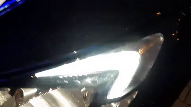 Jak Sprawdzić światła Pozycyjne - Samochód Opel Corsa E