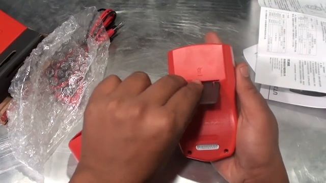 Unboxing And Reviews Of Uni T UT33B MultiMeter смотреть онлайн