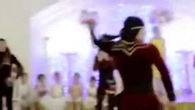 Праздничная лезгинка в Крыму смотреть онлайн