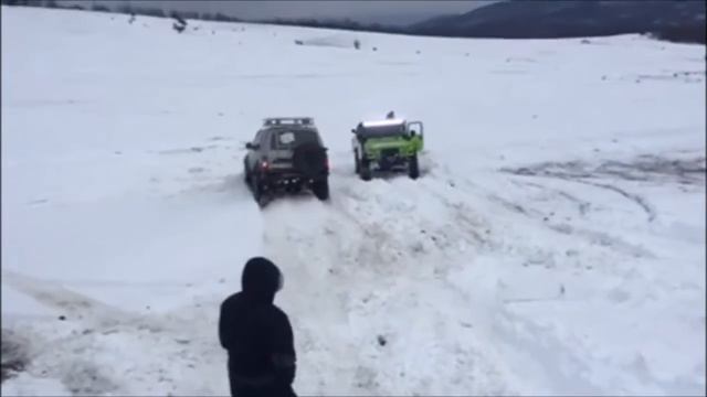 Snow Offroad Fun - Rubicon (Mud tires), Pajero IO (winter tires), Toyota 80 (winter tires) смотреть онлайн