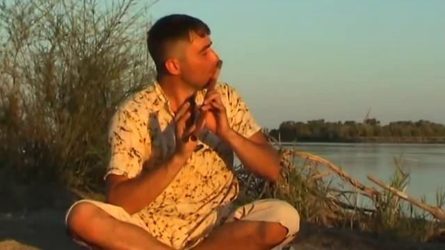 Обучение игре на этно флейте от Дайасары.1 урок ,3 часть. смотреть онлайн