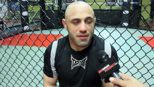 UFC 141 Video: Manny Gamburyan Really Doesn't Like Diego Nunes смотреть онлайн