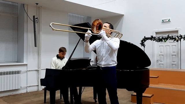В минуту жизни трудную | trombone and piano смотреть онлайн