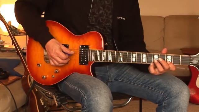 Hagstrom Swede plus Kitty Hawk Junior Amp (pre Series1) смотреть онлайн