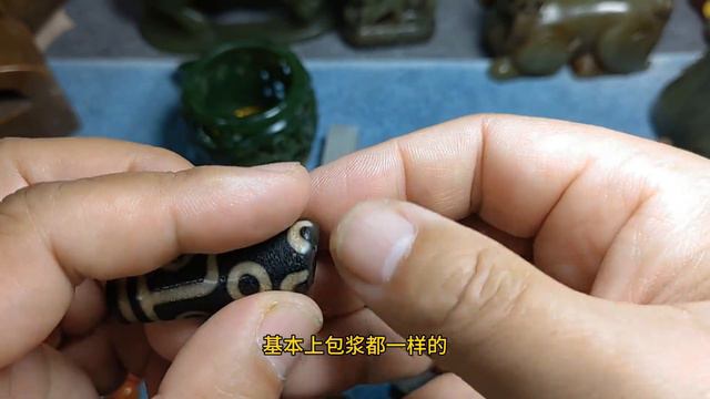 年关将至古玩市场老板真急了，大冷天，还是淡季谁能挺住卖了真赔 смотреть онлайн