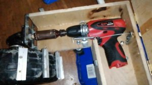 Детский снегокат с шуруповертом и редуктором ушм