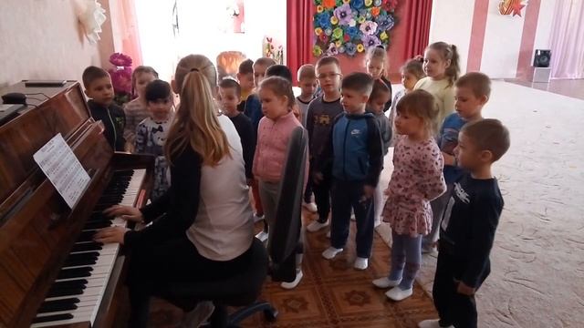 Распевка для детей "Эхо"/Музыкальное занятие/Детский сад ✓76 смотреть онлайн