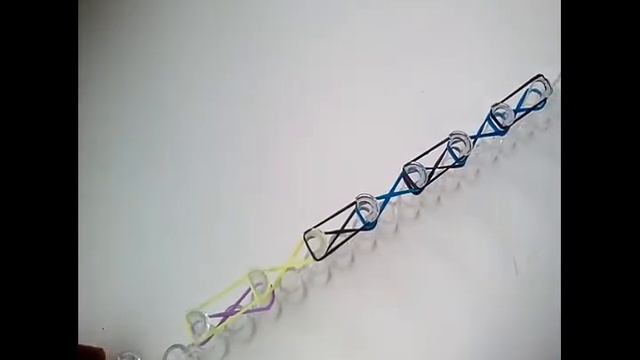 Как сплести дракончика из резинок смотреть онлайн