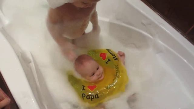 совместное купание смотреть онлайн