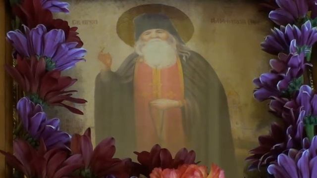 Молитва Св Амфілохію Пчаївському смотреть онлайн