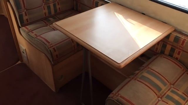 Обзор прицепа дача , прицеп для проживания. Sterling Eccles Emerald 520. Пяти местный. смотреть онлайн