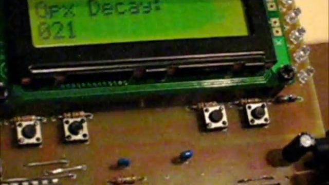 YM2612 MIDI Synthesizer смотреть онлайн