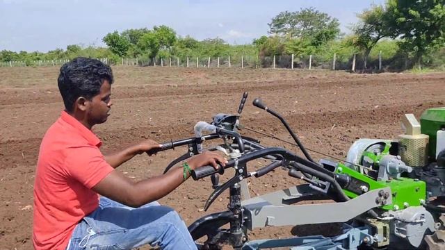 #kirloskar power tiller CULTIVATOR attachment... смотреть онлайн