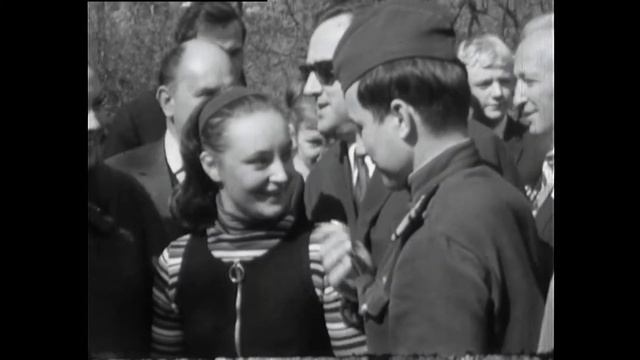 Звезды Советского экрана Смоктуновский и другие на встрече с поклонниками смотреть онлайн