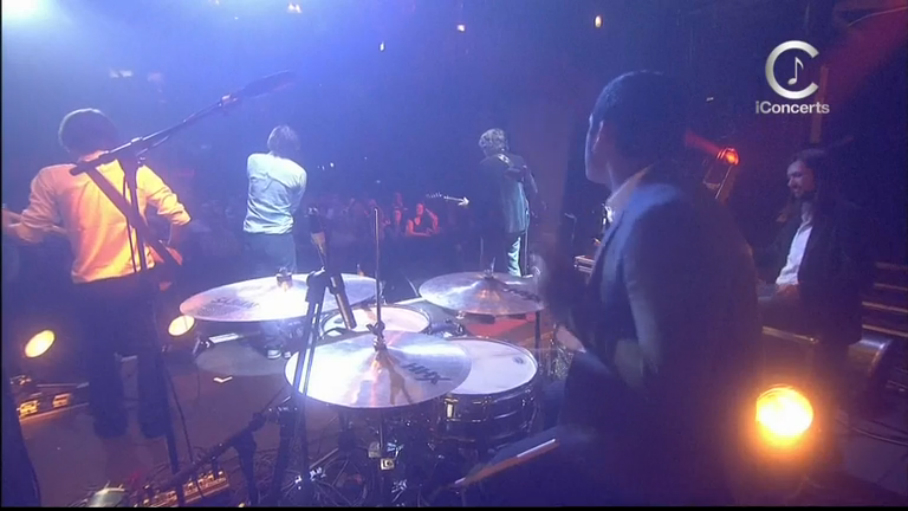 Phoenix - Consolation Prizes & Long Distance Call =HD= смотреть онлайн