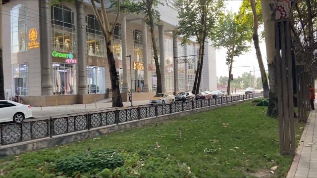 Таджикистан глазами русской мусульманки.Прогулка по проспекту Рудаки в сторону ЦУМа смотреть онлайн