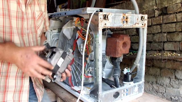 DISASSEMBLE WHIRLPOOL AWT 4/5 смотреть онлайн