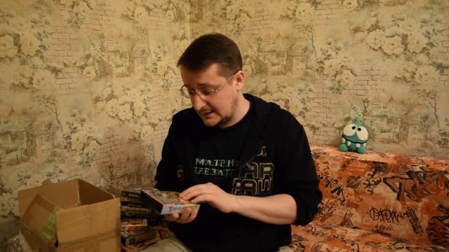 Посылка с пиратскими играми для Sega - Ленивый Анбоксинг смотреть онлайн