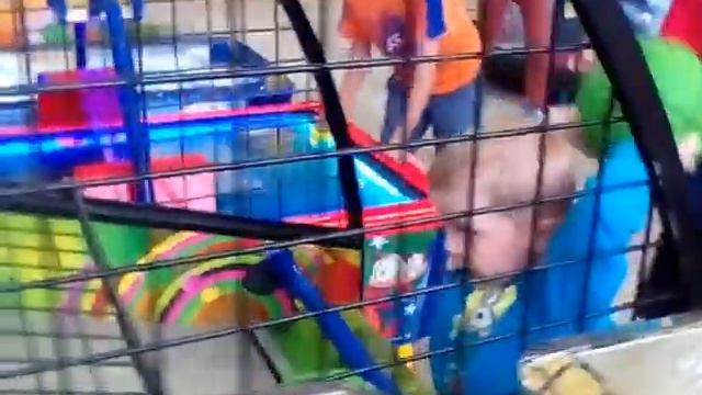 Гуляем по набережной Алушты смотреть онлайн
