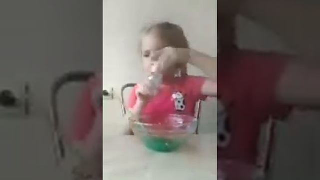 Самый 😱быстрый😱способ сделать слайм! SLIME! смотреть онлайн