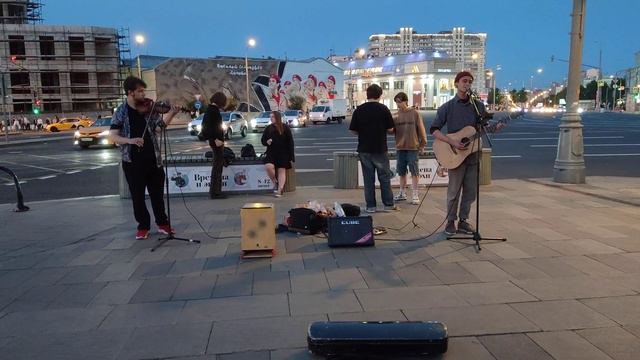Passmurny — Сердце - песню исполнили молодые музыканты на Таганке #Moscow смотреть онлайн