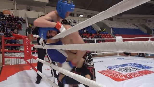 Сосков Олег (Сахалинская область) против Абдулаев Амир (Амурская область) смотреть онлайн