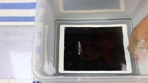 Unfalltest Crash Test IPAD PRO Vs Water APPLE IPAD PRO ПОГРУЖАЕМ В ВОДУ