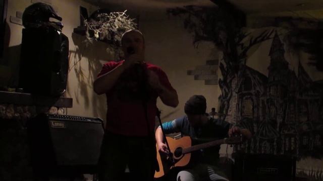 Дружеские посиделки и песни в баре Нора под Новый год. Псков. смотреть онлайн