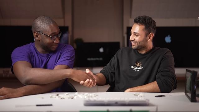 he thought he was getting a free keyboard смотреть онлайн