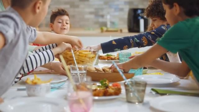 Philips Airfryer XXL - Great tasting fried food with the least amount of fat* смотреть онлайн