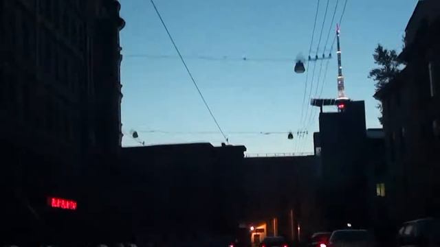 Санкт-Петербург. "Ралли" Белые ночи. За 3 минуты через весь город. Видео - Александр Травин. смотреть онлайн